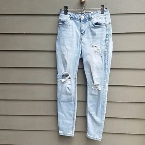 Refuge Rio 7 Distressed Mid Rise Push Up Jeans size 7